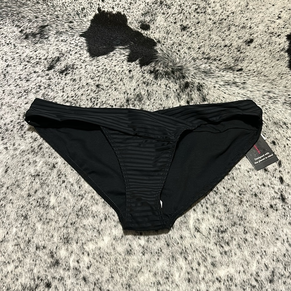 No boundaries swimsuit bottoms